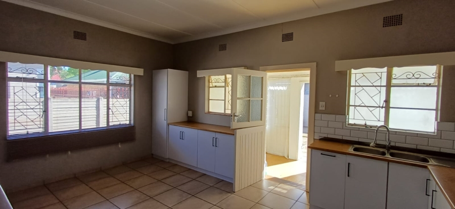 To Let 4 Bedroom Property for Rent in Bethlehem Free State